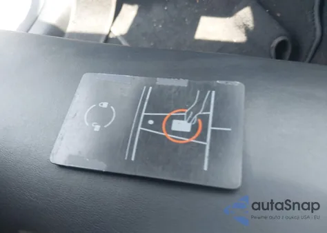 2022 Tesla Model Y Long Range Dual Motor All-Wheel Drive z USA, uszkodzony, nr VIN 7SAYGDEE2NF385597